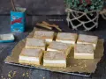 Schmandkuchen-Stücke mit Zimt-Zucker-Decke, perfekt für die besten rezepte der schmandkuchen.