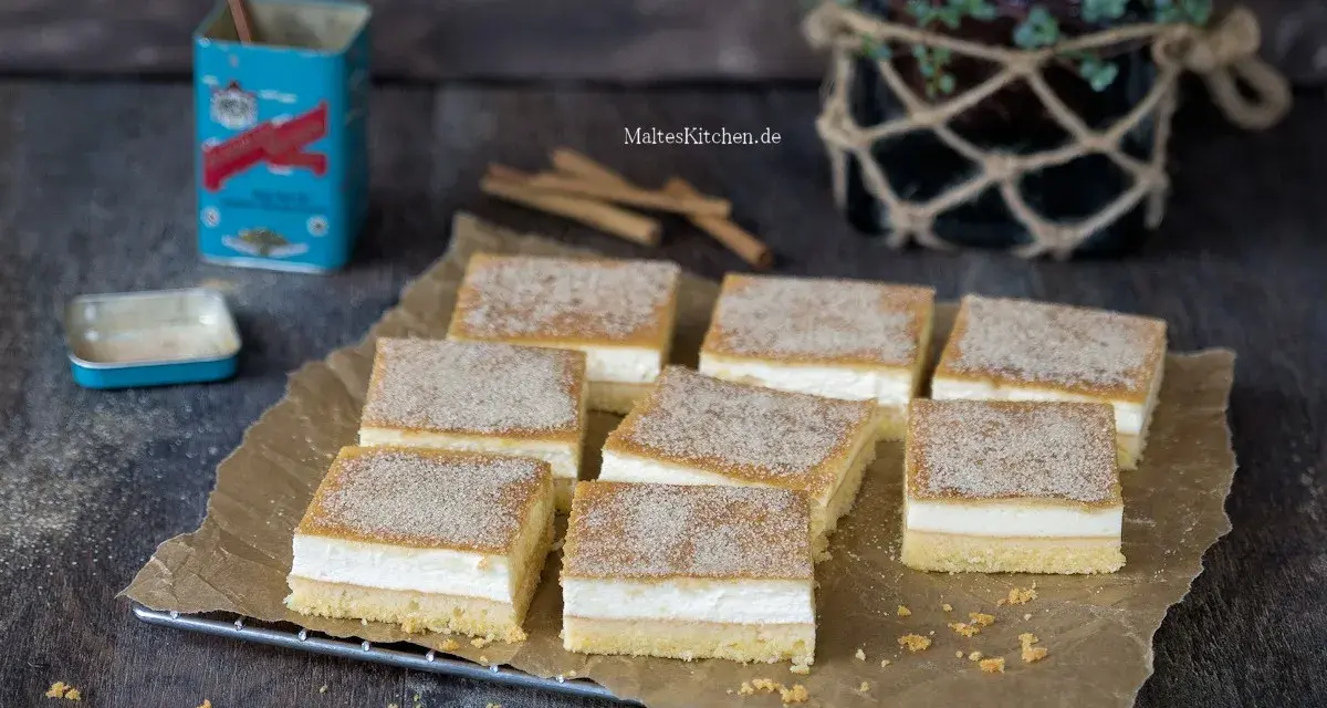 Schmandkuchen-Stücke mit Zimt-Zucker-Decke, perfekt für die besten rezepte der schmandkuchen.