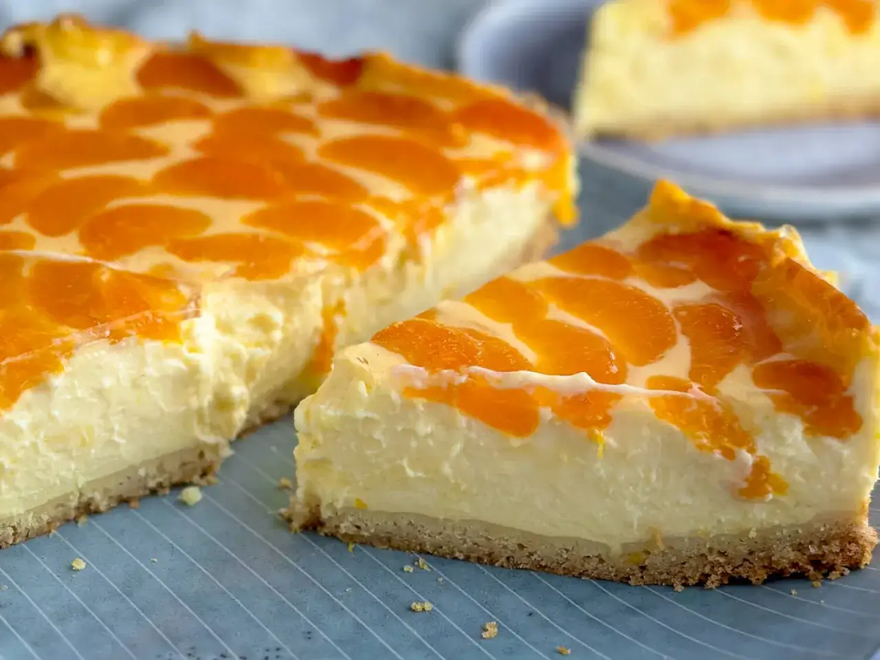Ein saftiger Mandarinen-Käsekuchen, perfekt für alle, die leckere obstkuchen rezepte lieben.